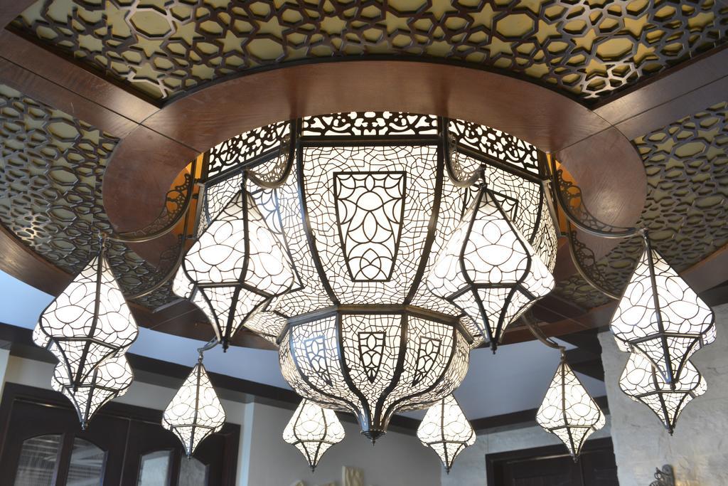 Ramada By Wyndham Manama City Centre Екстериор снимка